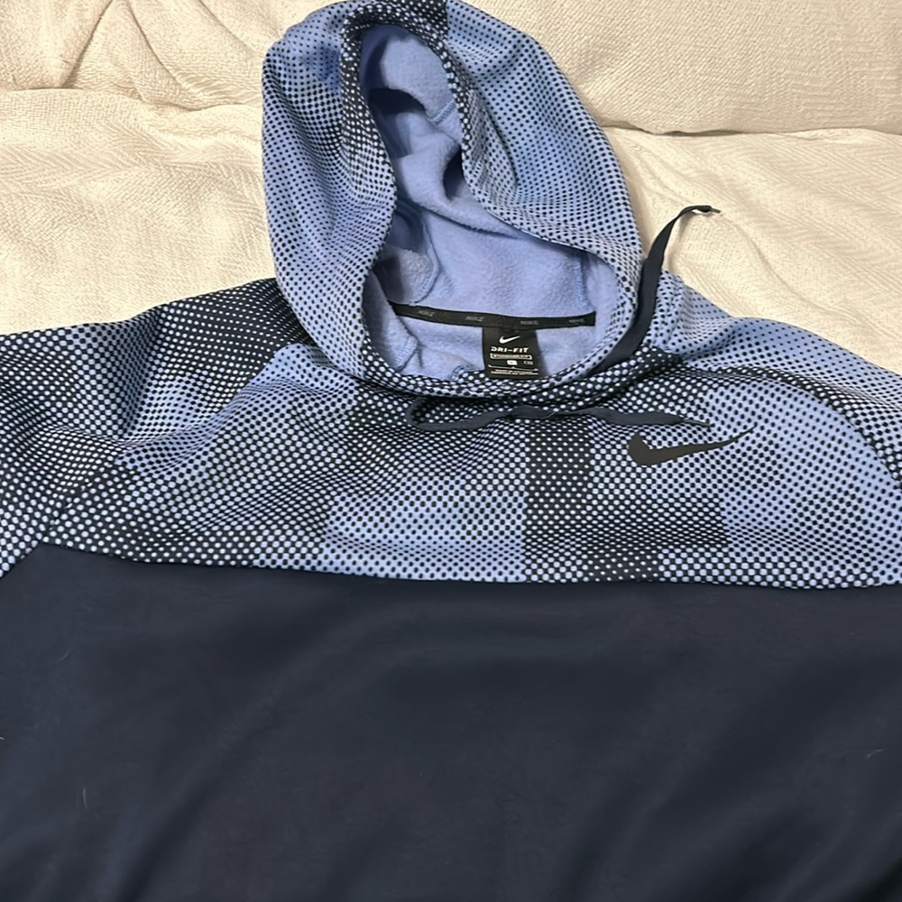 Nike dry fit, large hoodie, navy and light blue
